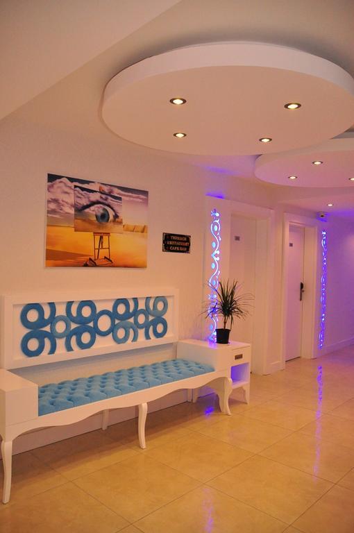 Aura Boutique Hotel Side Exterior foto